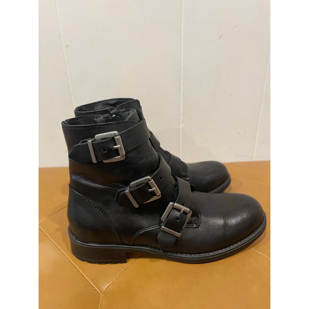 Chambers Womens Leather combat Moto Boot Black Buckles Made in Portugal Size 6.5 - Picture 7 of 8